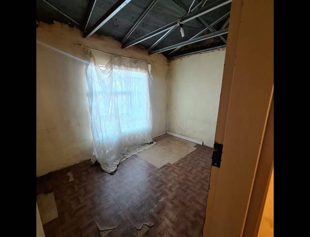 2 BEDROOM HOUSE FOR SALE IN SOSHANGUVE SOUTH